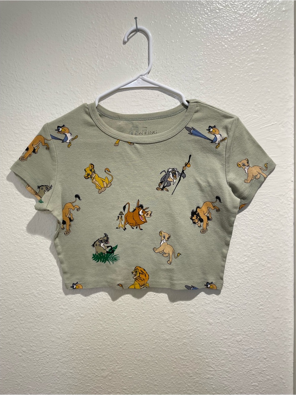 🦁 Disney The Lion King All Over Print Sage Crop Top S